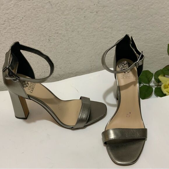 NEW Vince Camuto thick Heeled Sandals size 10/42 silver - Picture 3 of 12